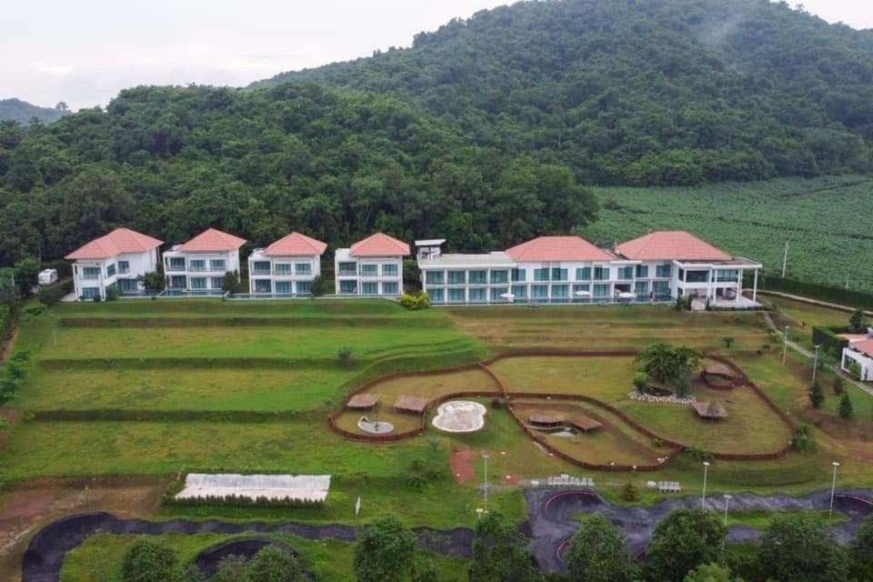 Hotel Viva Montane à Ban Nong Chap Tao Extérieur photo
