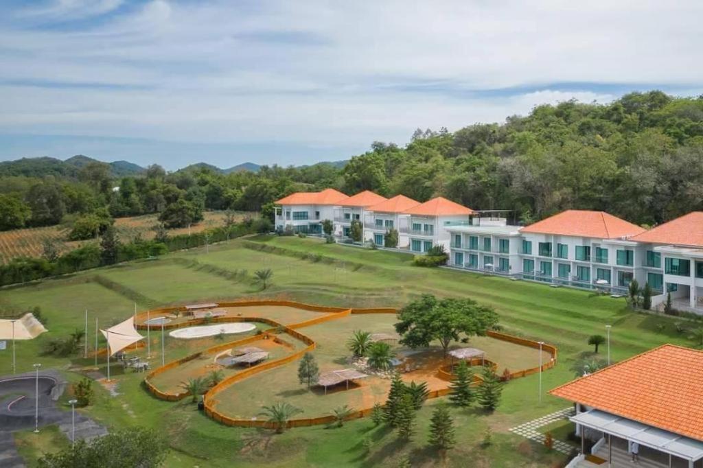 Hotel Viva Montane à Ban Nong Chap Tao Extérieur photo